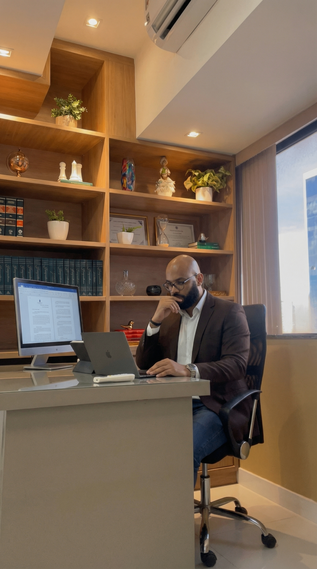 Luã Juan - Especialista em Marketing Jurídico Para Advogados